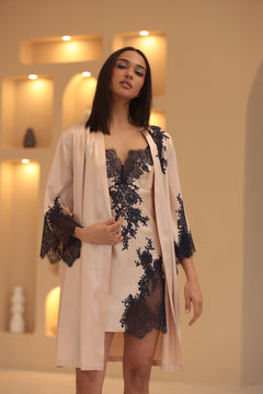Isabelle short silk robe