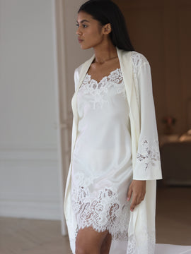Maddie short ivory silk robe