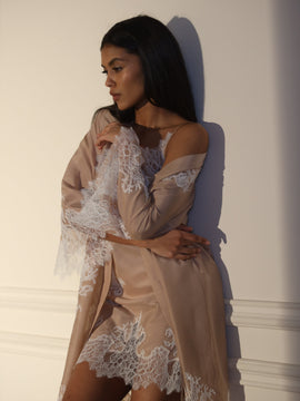 Christina lace-trimmed marquisette robe