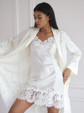 Maddie short ivory silk robe