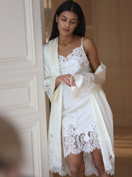 Maddie short ivory silk robe