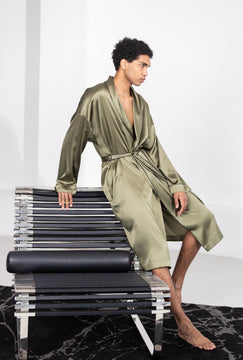 Men's silk robe