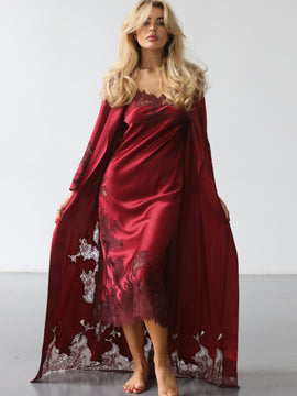 Maddie long silk robe