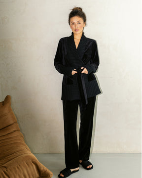 761111 black velour suit