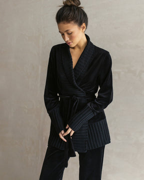 761111 black velour suit