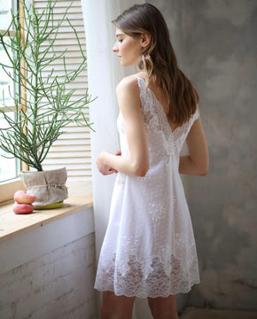 Cornely cambric nightdress