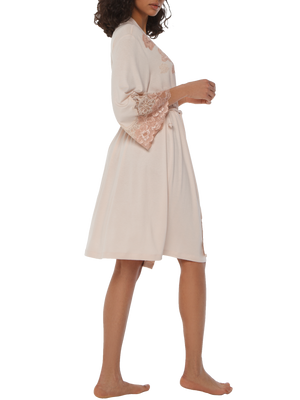Vaness lace-trimmed short viscose robe